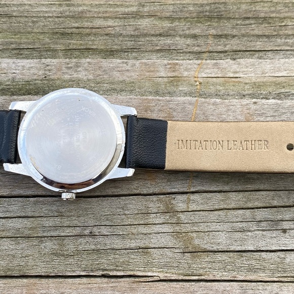 Black floral watch with crystal accents faux leather with white flowers - Picture 3 of 10